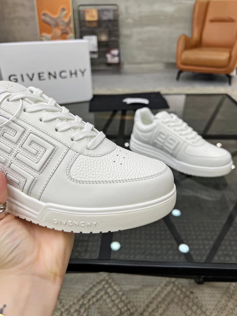 Givenchy Sneakers